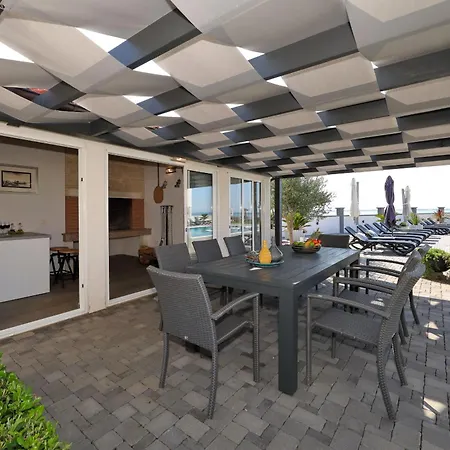 Lejlighed Suva Punta, No 4 *