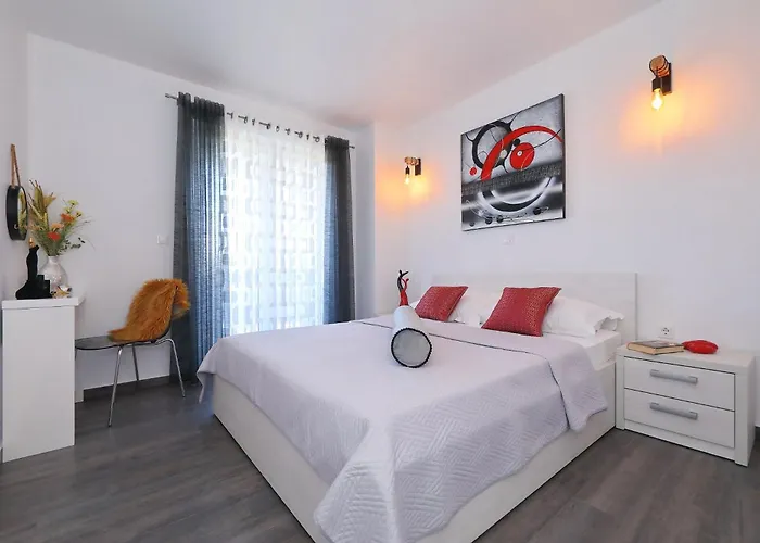 Suva Punta, No 4 * Vir