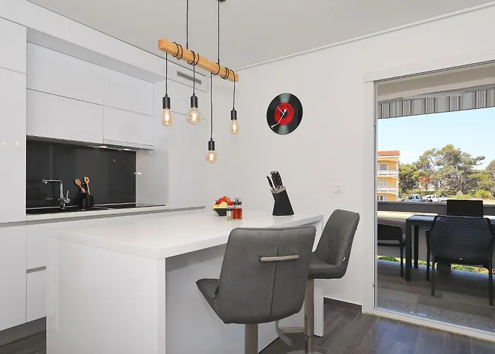 Apartament Suva Punta, No 4