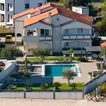 Apartman Suva Punta, No 4 Vir