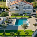 Apartman Suva Punta, No 4 *