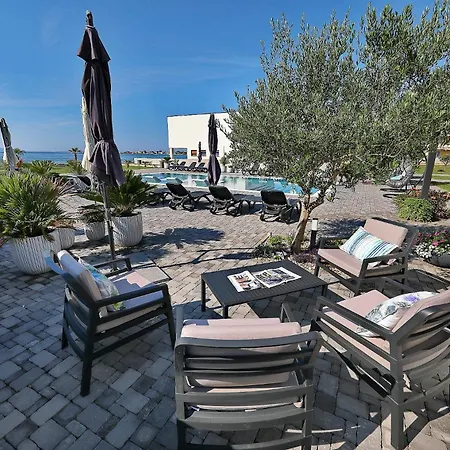 Suva Punta, No 4 Apartment *