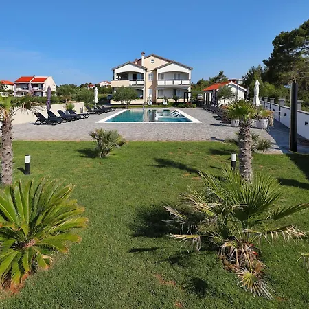 Apartament Suva Punta, No 4