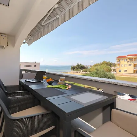 Apartament Suva Punta, No 4