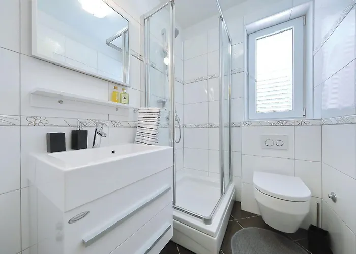 Suva Punta, No 4 Вир