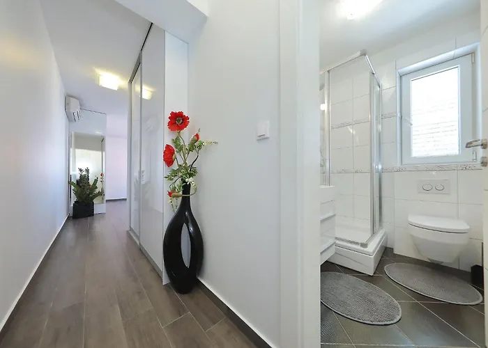 Апартаменты Suva Punta, No 4 *