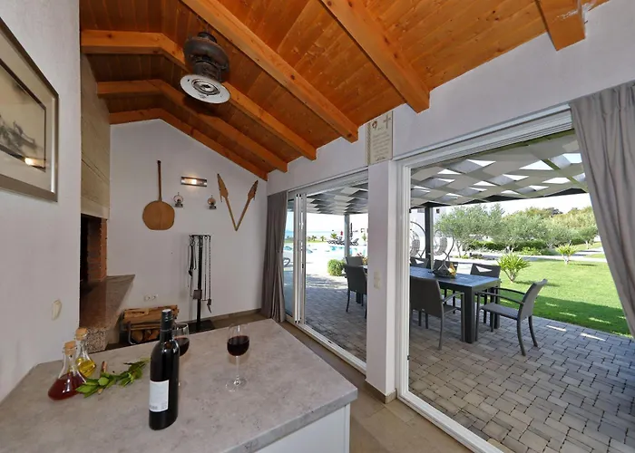 Suva Punta, No 4 Вир